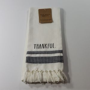 Rae Dunn Set of 2 Kitchen Towels Grateful Thankful